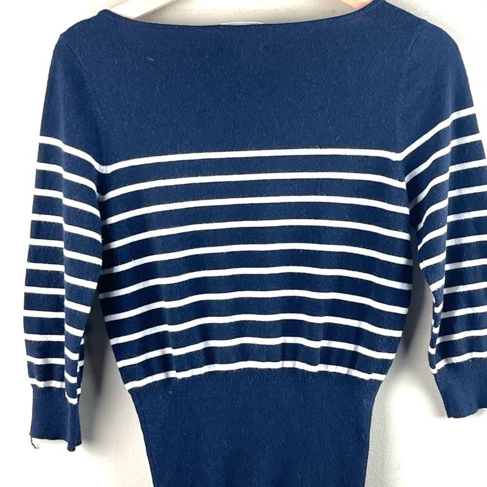 Milly Navy Blue White Stripe Light Sweater Accent Button by the Shoulders.SizeS - Picture 7 of 8